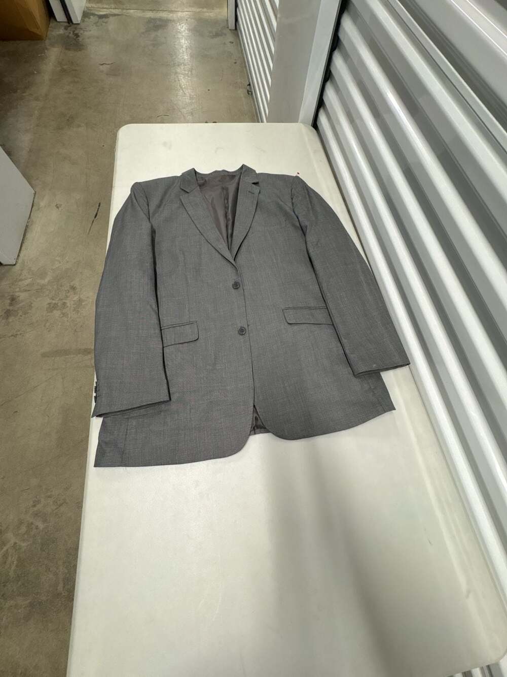 Lineage New York-Paris Men's Gray Two-Button Blazer Sport Coat, Size 46L